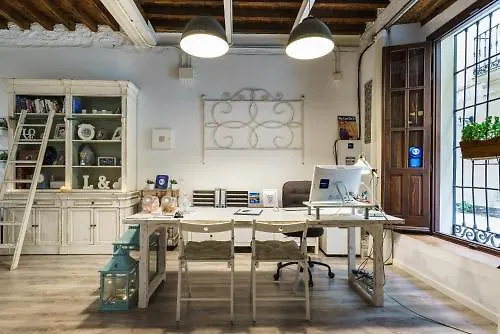 Minimal Rooms مالقة 0*,  إسبانيا