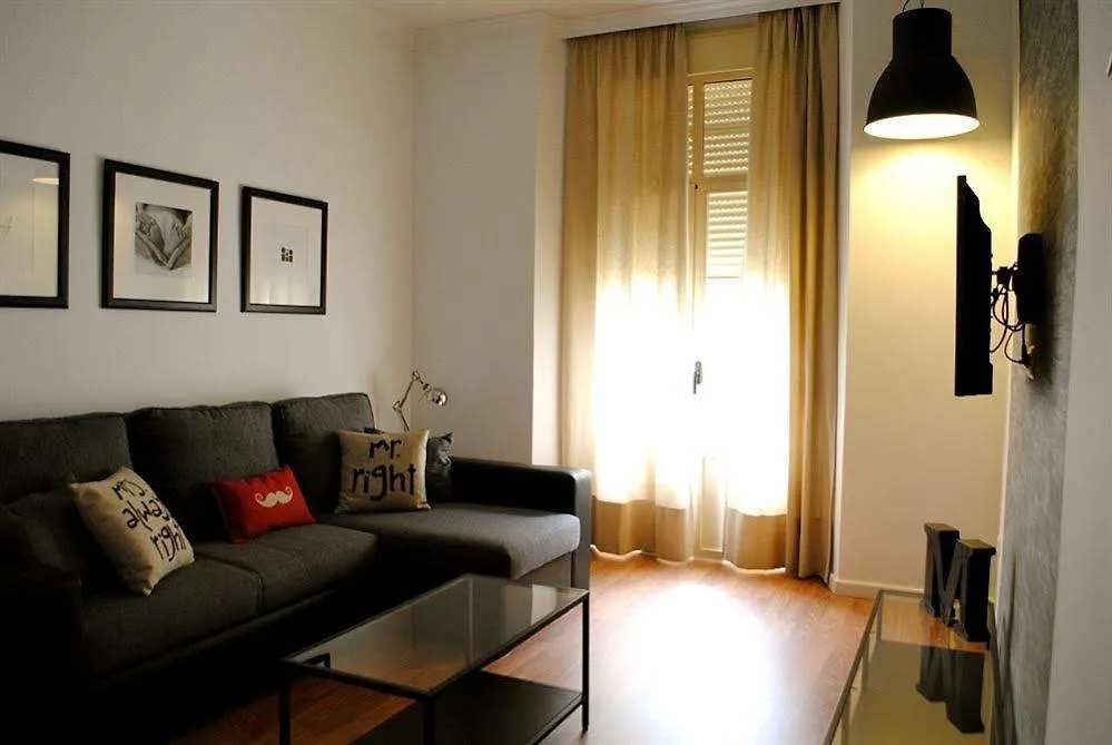 Minimal Rooms مالقة 0*,  إسبانيا